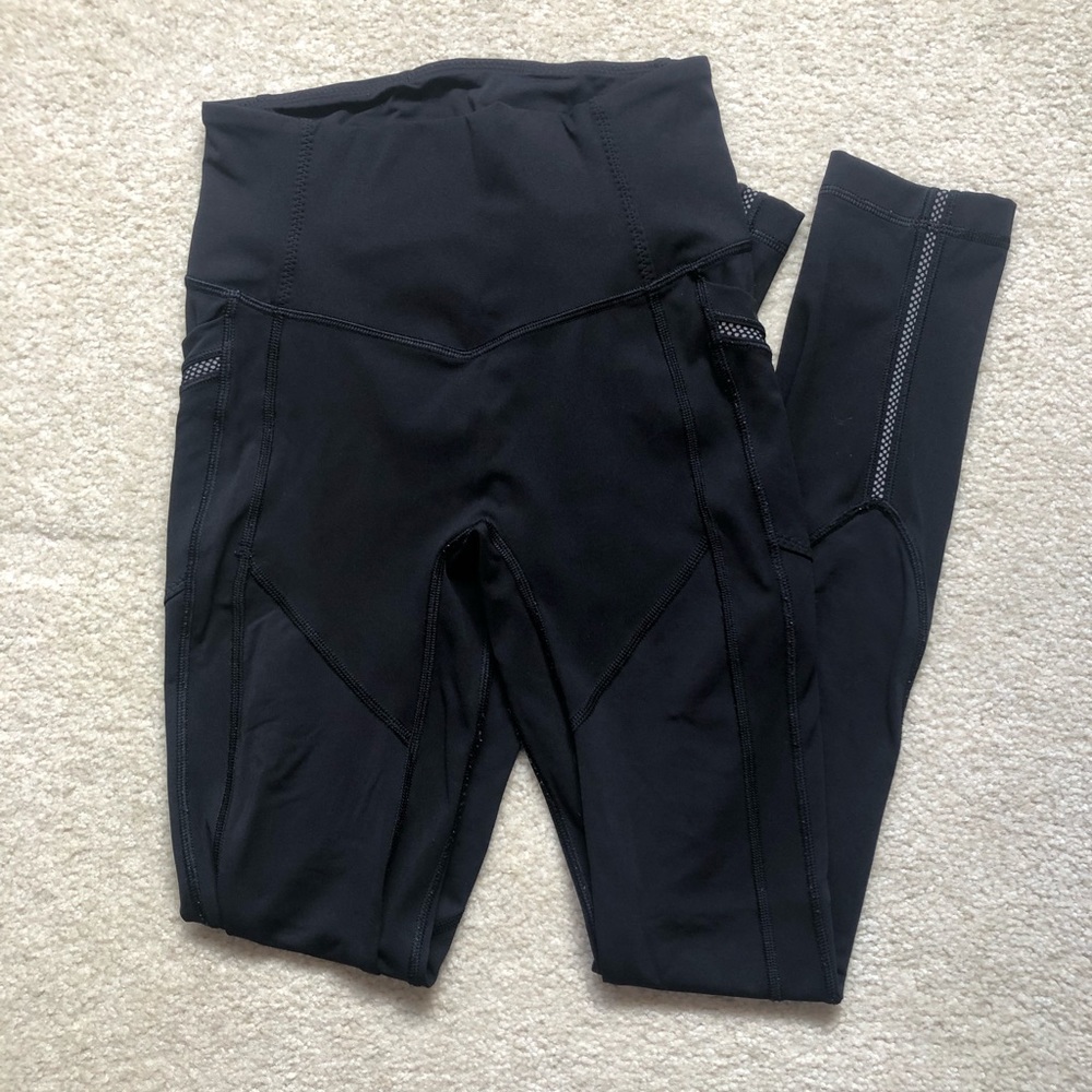 Lululemon Leggings with Pockets - Black/Reflective - Picture 1 of 3